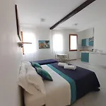 Veneziacentopercento & Lejlighed *