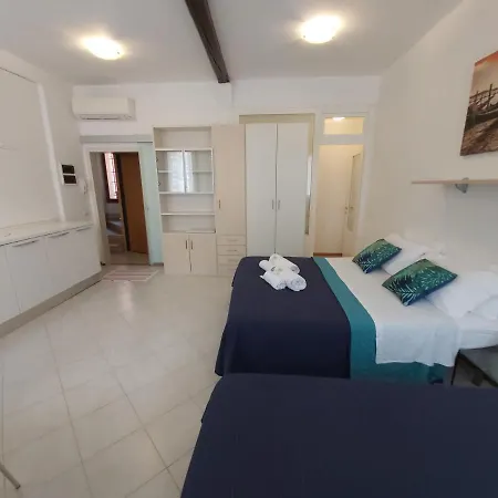 Veneziacentopercento & Apartment Venedig