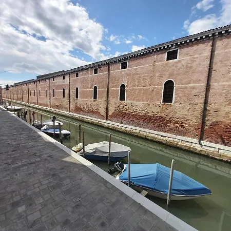 Veneziacentopercento & * Venedig