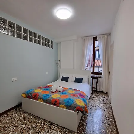 Veneziacentopercento & Apartment *