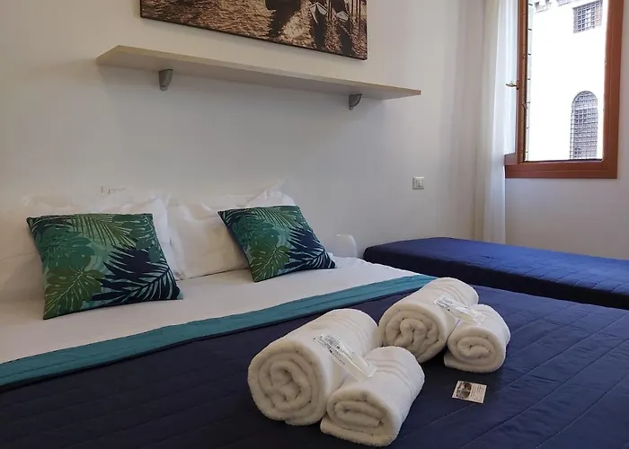 Veneziacentopercento & *