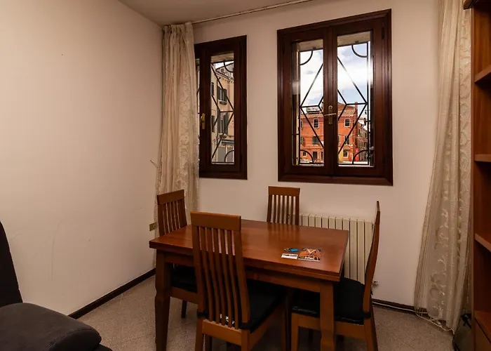 Veneziacentopercento & Apartmán *