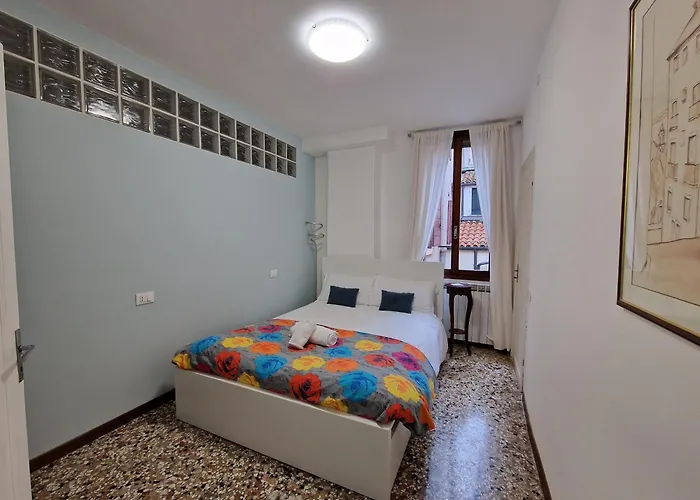 Veneziacentopercento & Apartmán *